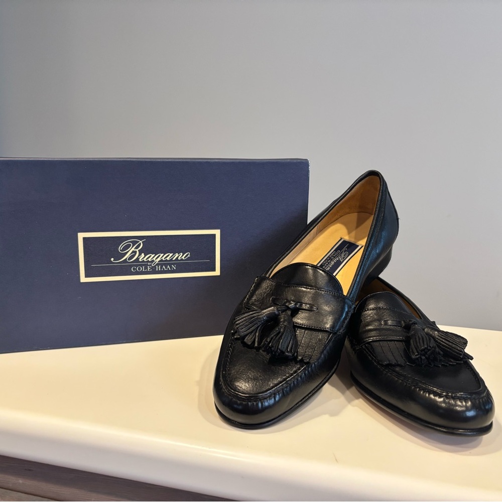 New In Box Bragano  by Cole Haan Black Leather Loafers 10D